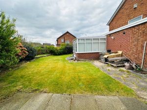 Side Garden- click for photo gallery